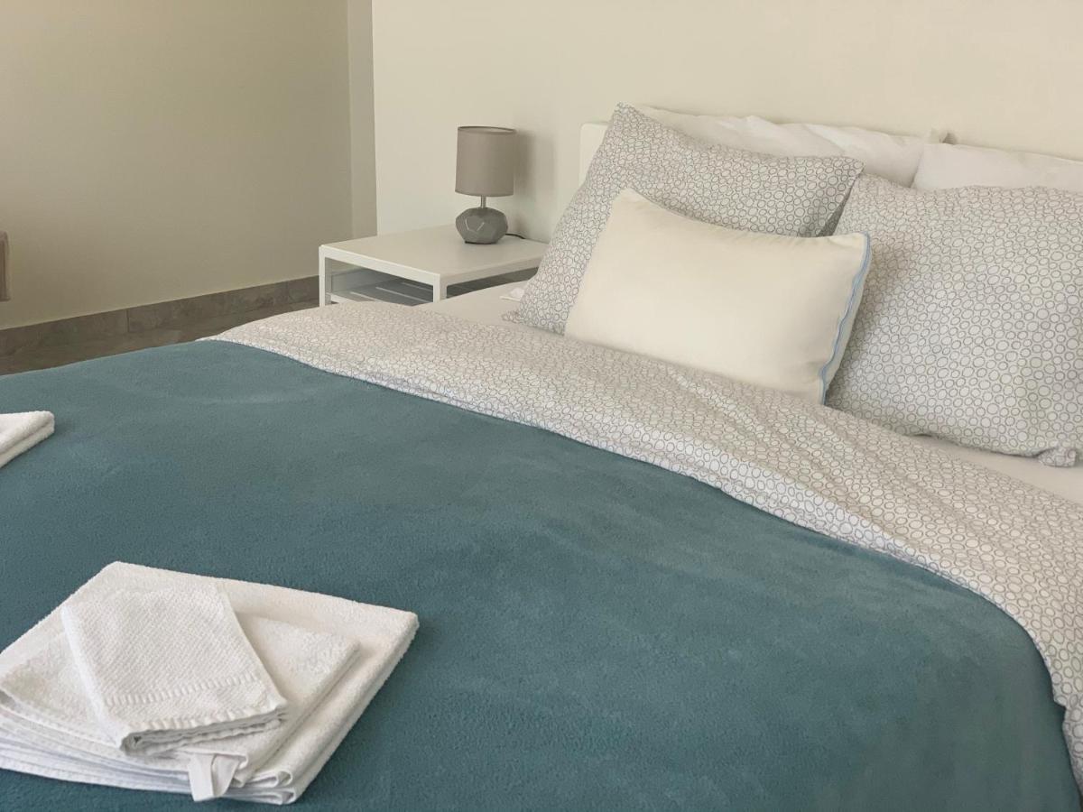 Lux House Olga Apartment Ruma Ngoại thất bức ảnh