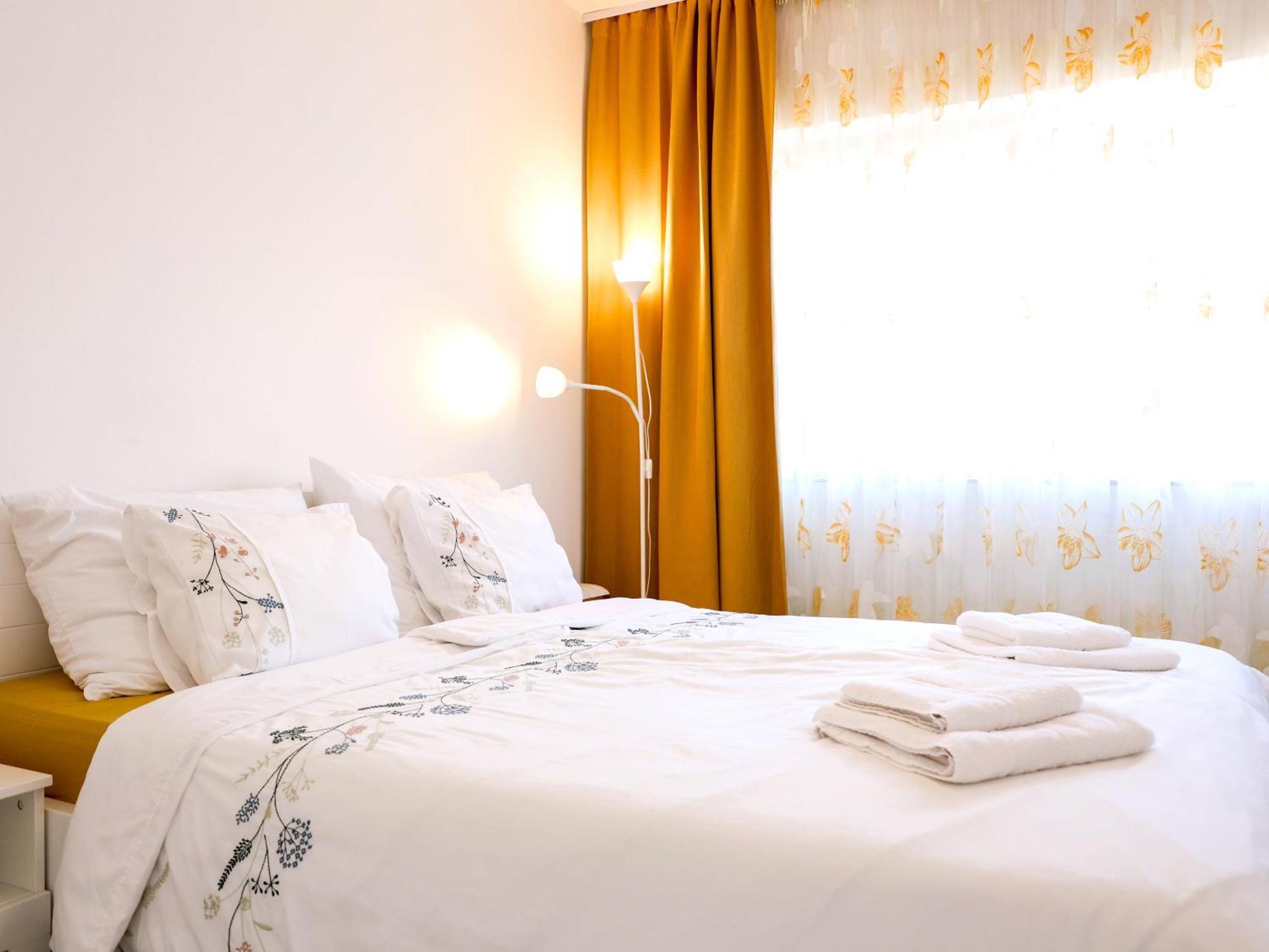 Lux House Olga Apartment Ruma Ngoại thất bức ảnh