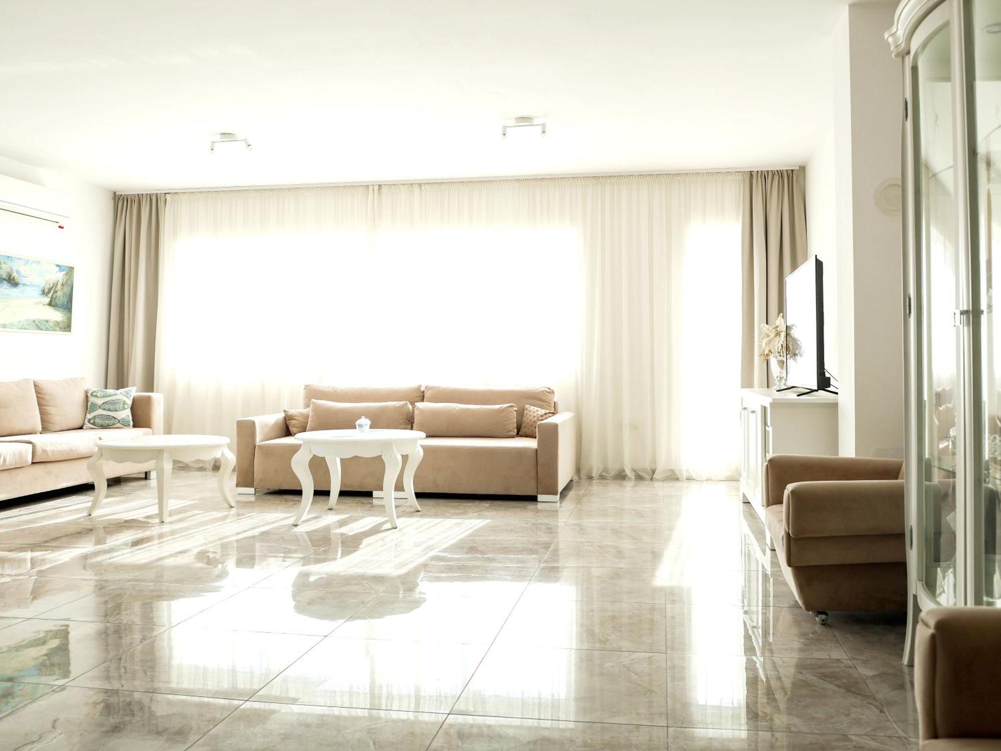 Lux House Olga Apartment Ruma Ngoại thất bức ảnh
