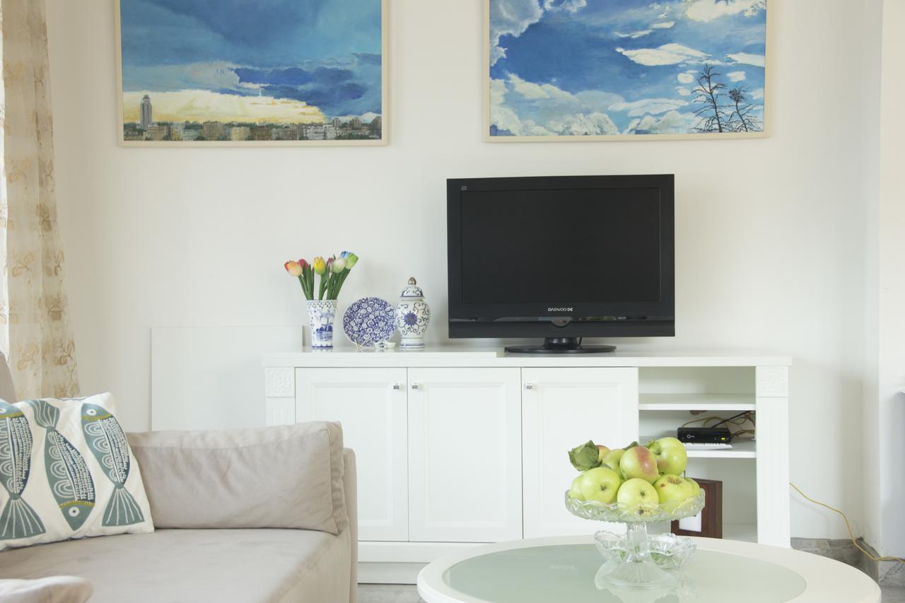 Lux House Olga Apartment Ruma Ngoại thất bức ảnh